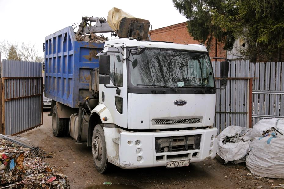 Аренда газели для вывоза хлама в Боровске
