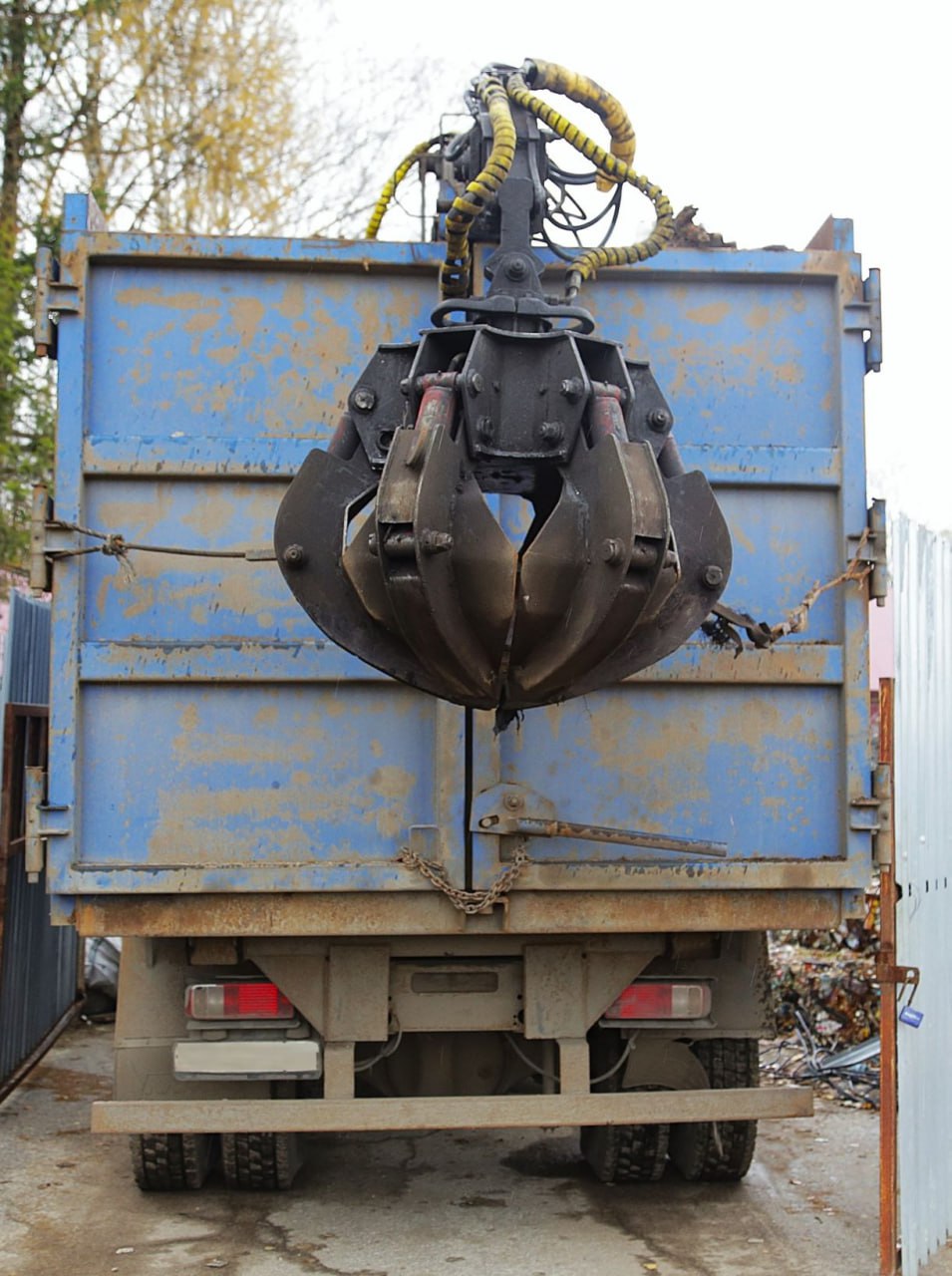 Работа манипулятора с грейфером в Балабаново